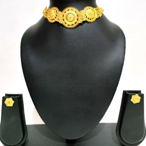 Dark Blue Short Necklace with Earrings and Bindi